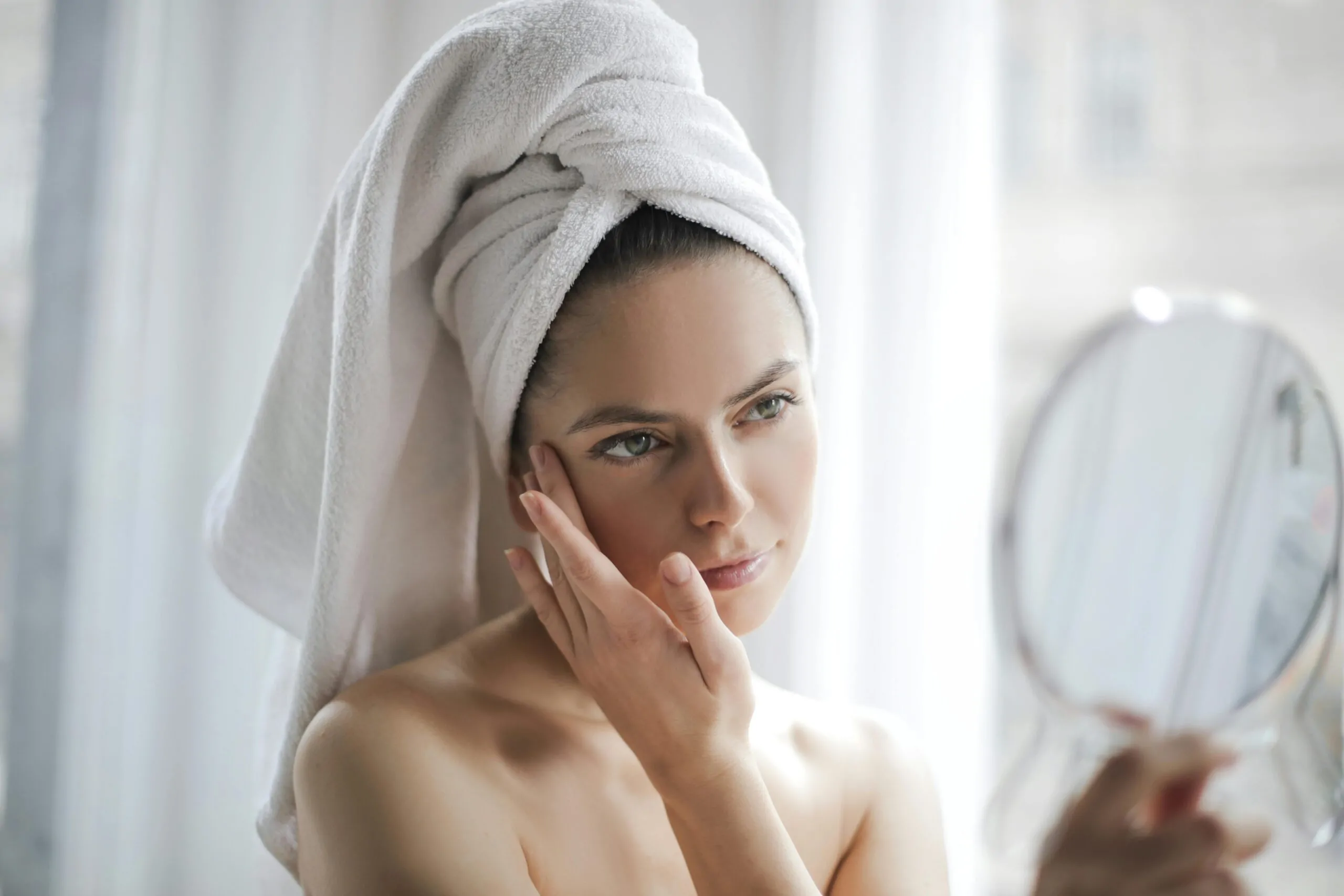 Peut-on combiner rétinol et vitamine C sur le visage ?